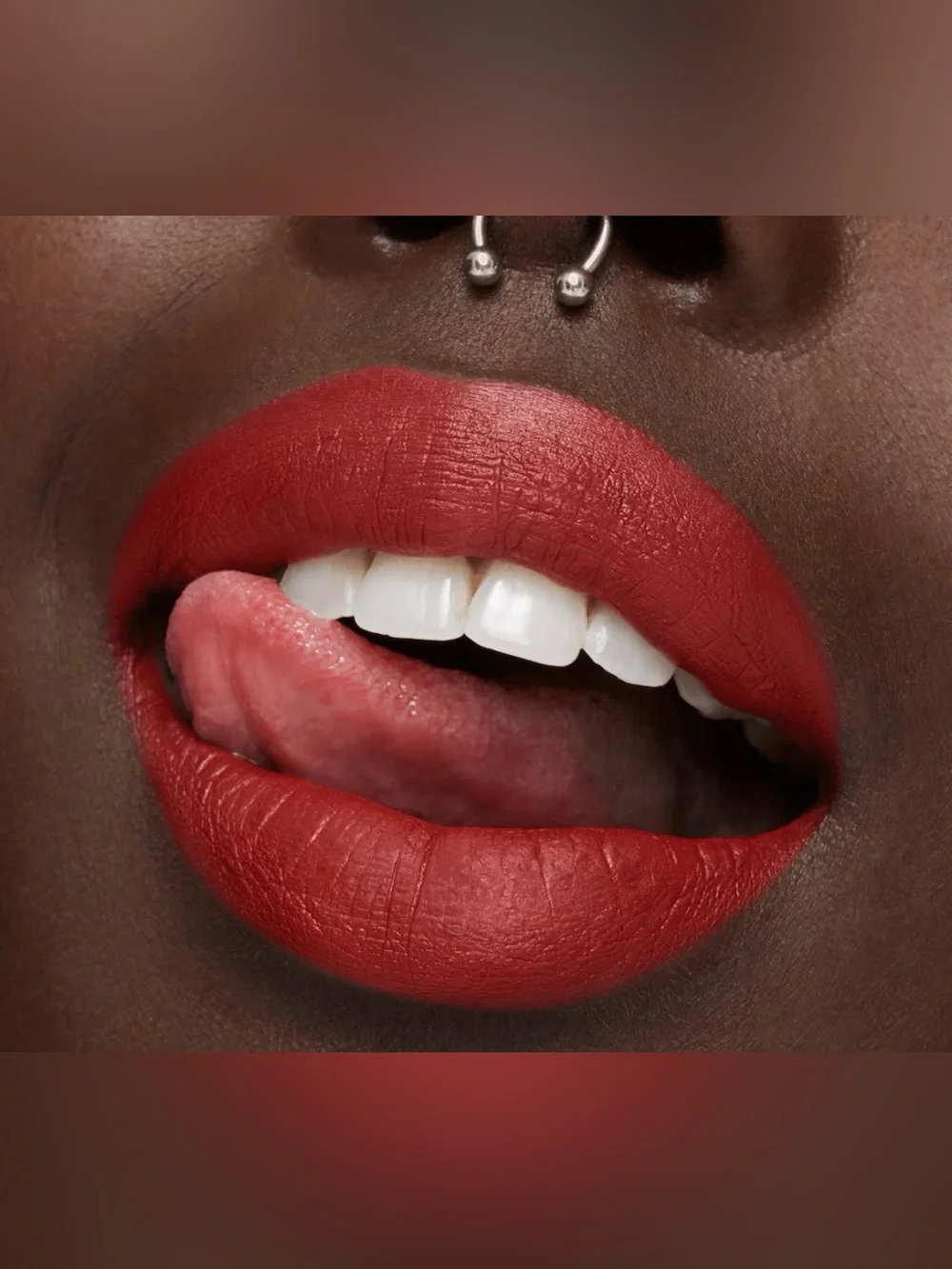 🆕 VIVA HEART - M·A·CXIMAL SILKY MATTE VIVA GLAM LIPSTICK